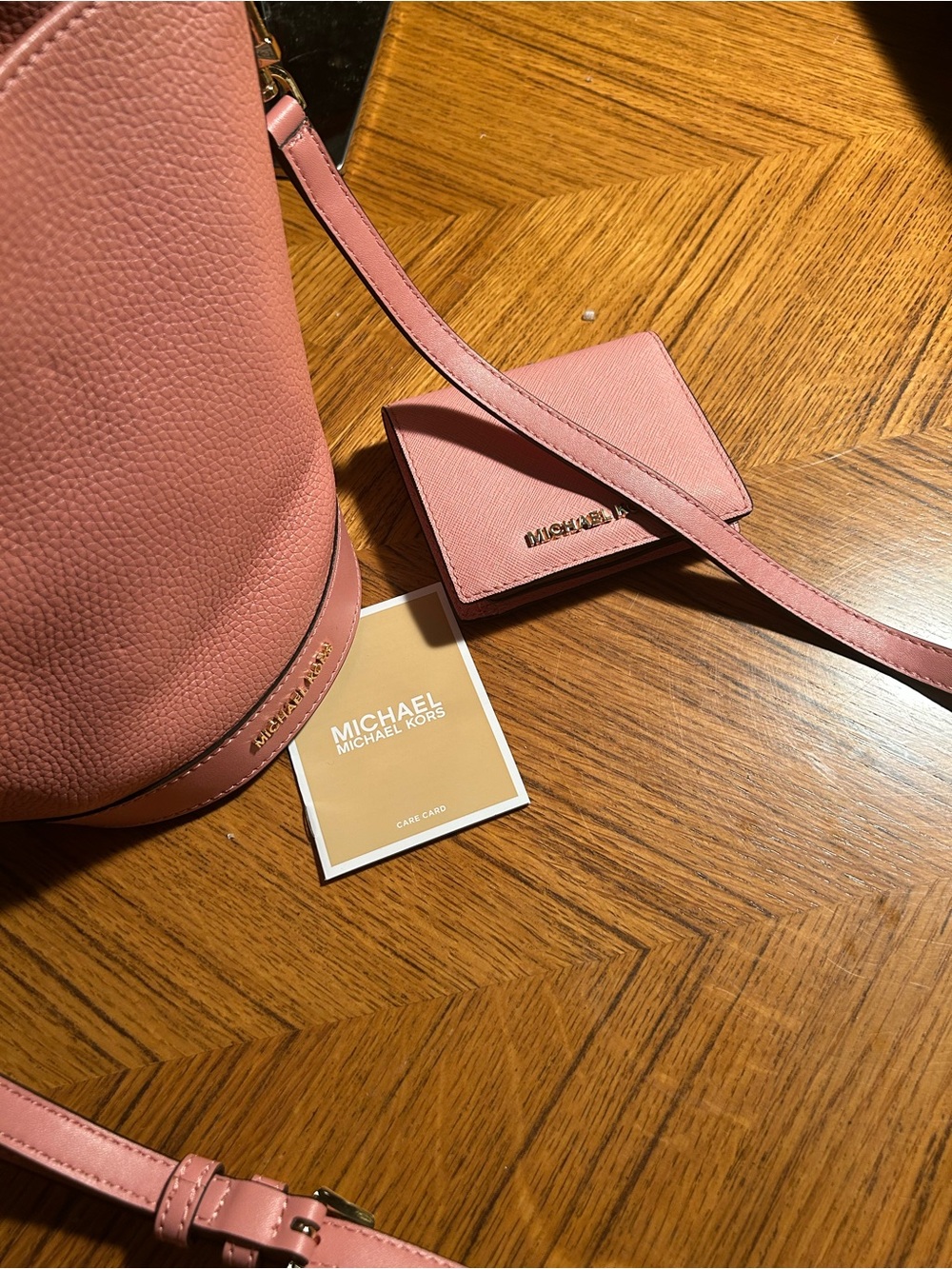 Michael Kors Pink Crossbody Bag with Pebbled Leather and wallet - Picture 8 of 12